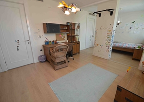 شقة 5 + 1 في حي لارا أنطاليا 