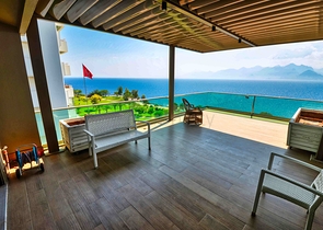 شقة 5 + 1 في حي لارا أنطاليا 