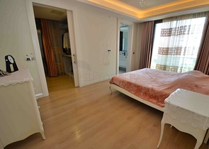 شقة 5 + 1 في حي لارا أنطاليا 