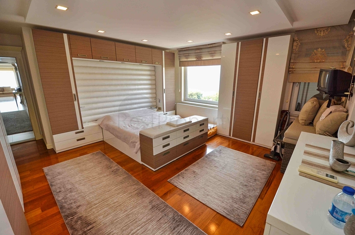 شقة 4+1 في باخشيليفلر - حي أنطاليا 