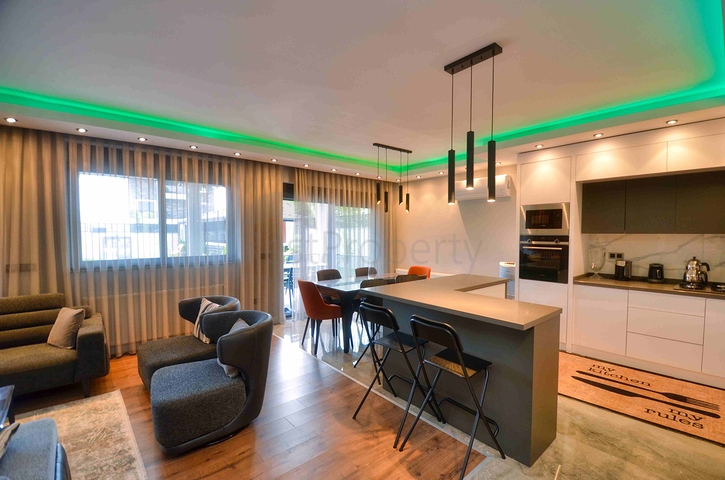 فيلا واسعة 4 + 1 في كيمير-منطقة أنطاليا 