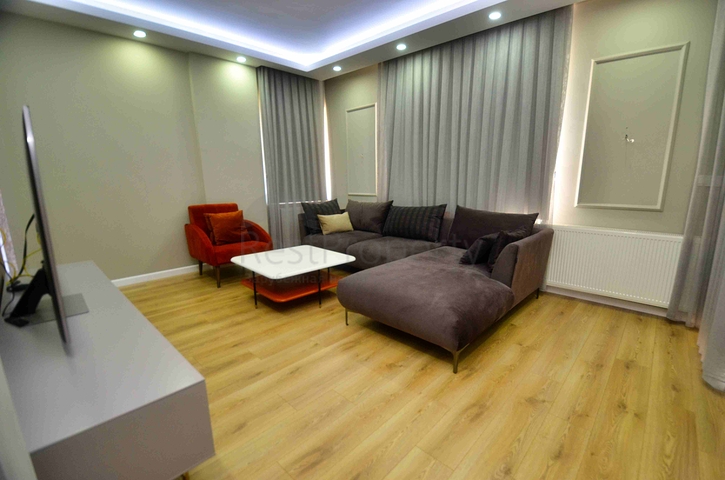 شقة فسيحة 4 + 1 في أونكالي - حي أنطاليا 