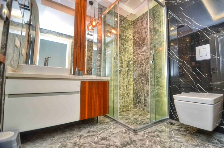 شقة فسيحة 4 + 1 في أونكالي - حي أنطاليا 