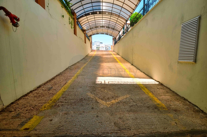 شقة فسيحة 4 + 1 في أونكالي - حي أنطاليا 