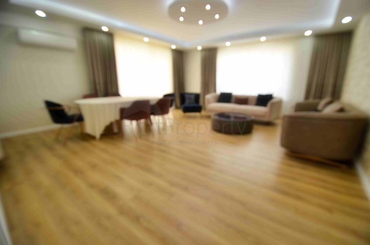 شقة فسيحة 4 + 1 في أونكالي - حي أنطاليا 