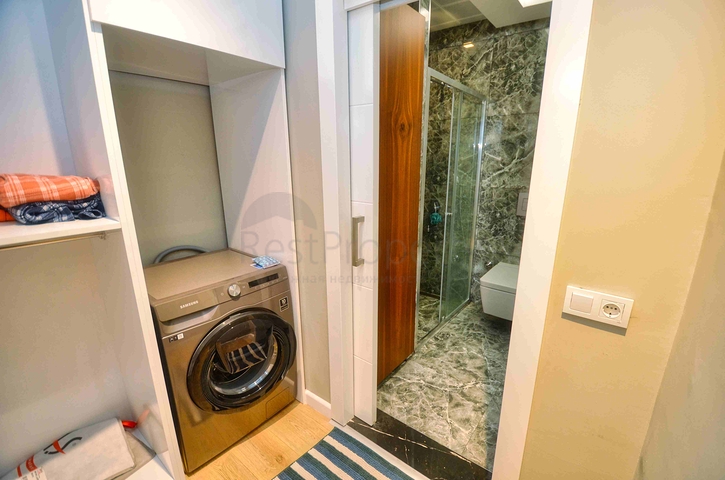 شقة فسيحة 4 + 1 في أونكالي - حي أنطاليا 