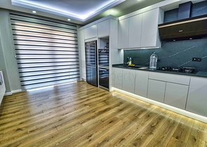 شقة فسيحة 4 + 1 في أونكالي - حي أنطاليا 