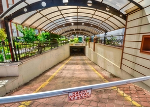 شقة فسيحة 4 + 1 في أونكالي - حي أنطاليا 