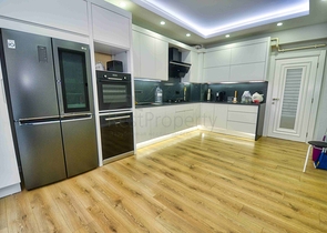 شقة فسيحة 4 + 1 في أونكالي - حي أنطاليا 