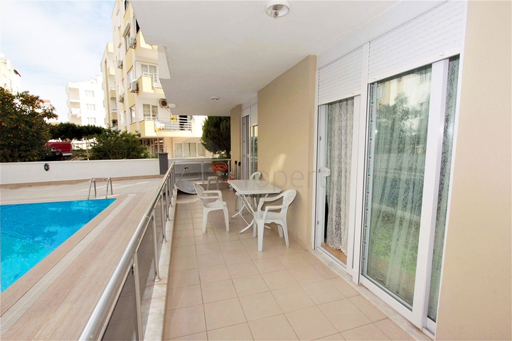 شقة 2 + 1 مع أثاث في هورما كونيالتي