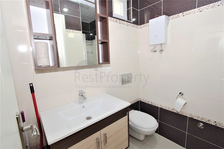 شقة 2 + 1 مع أثاث في هورما كونيالتي