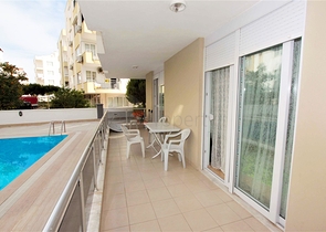 شقة 2 + 1 مع أثاث في هورما كونيالتي