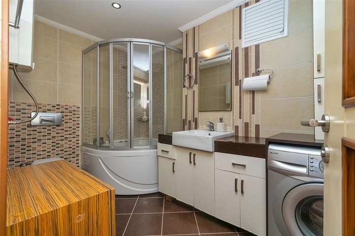 شقة 3 + 1 في حي بينارباشي - أنطاليا 