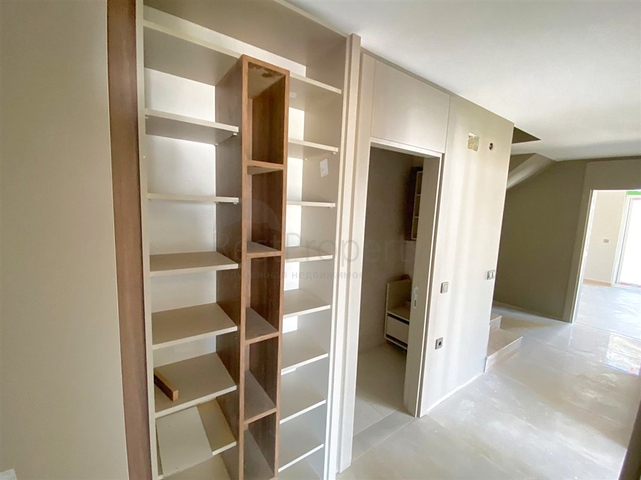 شقق دوبلكس 2+1 و 4+1 في منطقة كيبيز - أنطاليا 