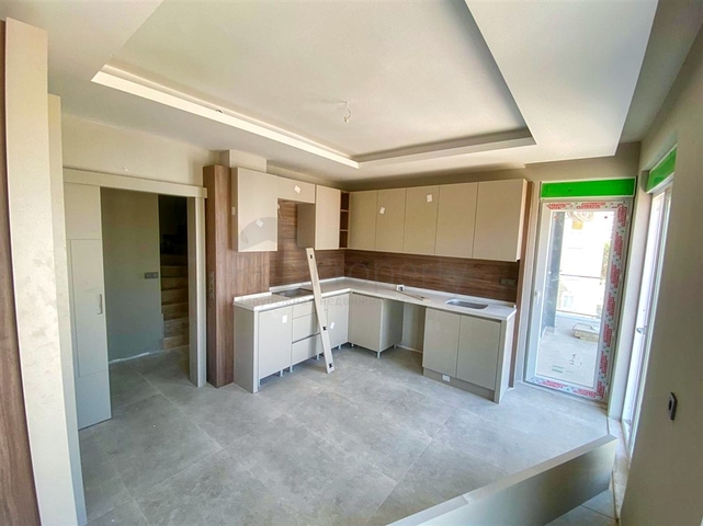 شقق دوبلكس 2+1 و 4+1 في منطقة كيبيز - أنطاليا 