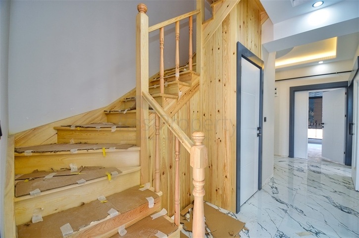 شقق 6+1 في وسط مدينة أنطاليا 