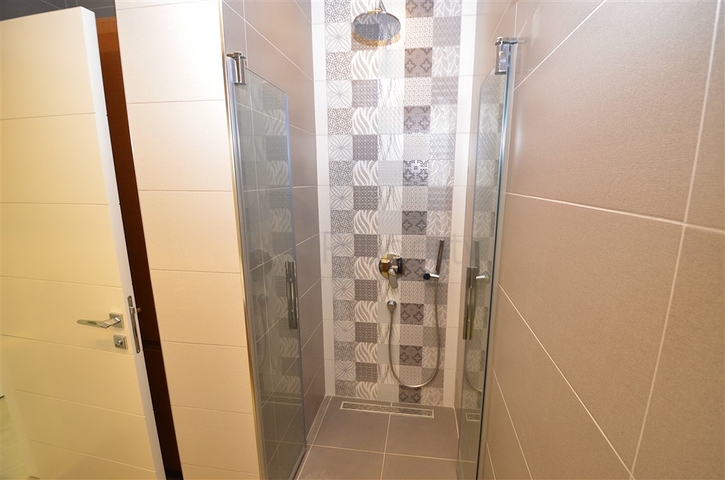 شقة 4+1 في حي أنكالي-أنطاليا 