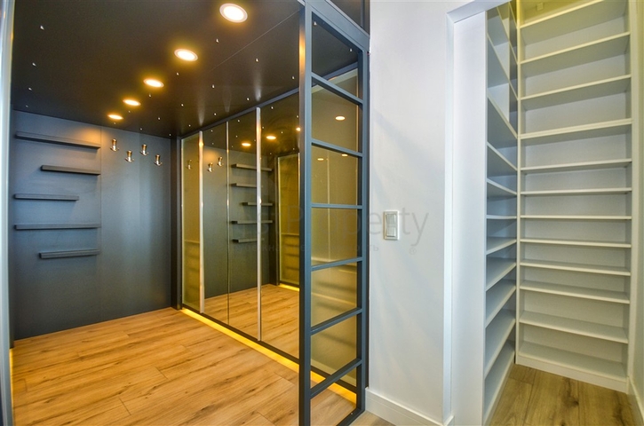 شقة 4+1 في حي أنكالي-أنطاليا 