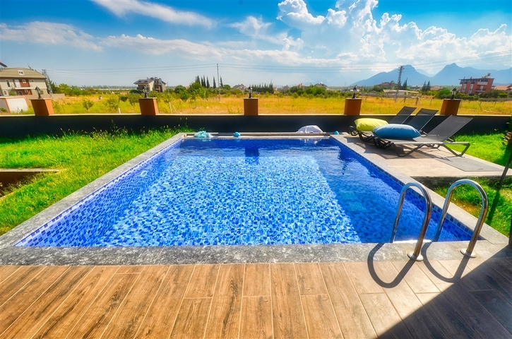 فيلا 3+1 في منطقة دوشيميالتي-أنطاليا 