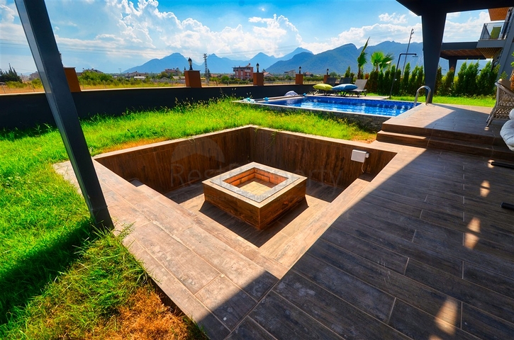 فيلا 3+1 في منطقة دوشيميالتي-أنطاليا 