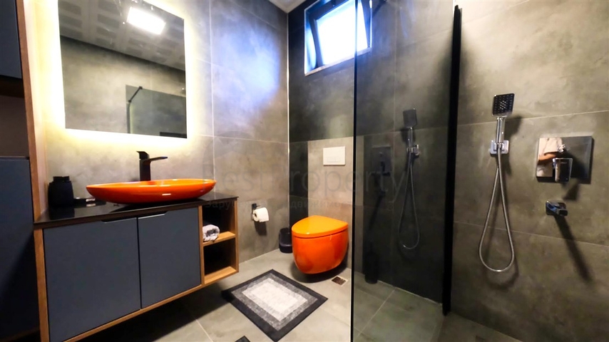 فيلا 3+1 في منطقة دوشيميالتي-أنطاليا 