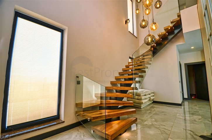 فيلا 3+1 في منطقة دوشيميالتي-أنطاليا 