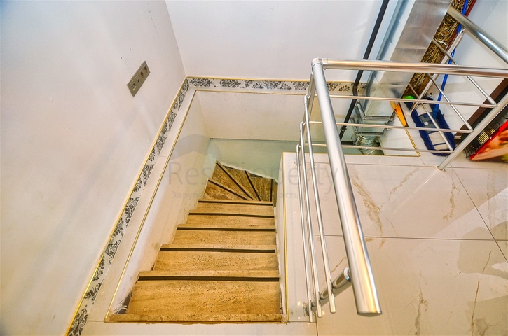 المباني التجارية في منطقة توروس أنطاليا الصغيرة للبيع 