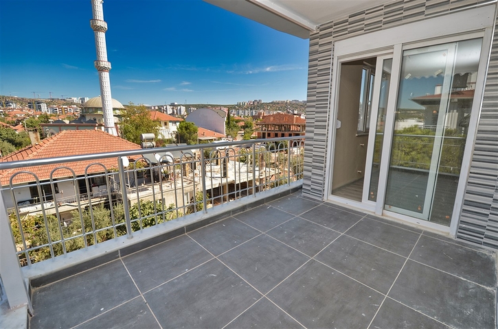 شقق دوبلكس 2+1 و 6+1 في منطقة كيبيز - أنطاليا 