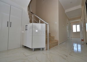 شقق دوبلكس 2+1 و 6+1 في منطقة كيبيز - أنطاليا 