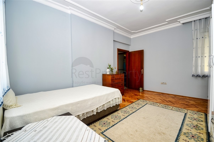 شقة دوبلكس 4 + 1 في وسط مدينة أنطاليا