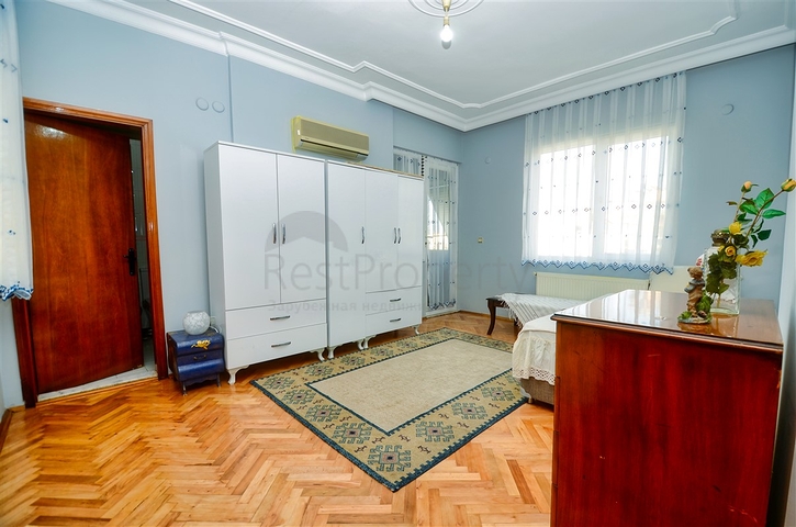 شقة دوبلكس 4 + 1 في وسط مدينة أنطاليا