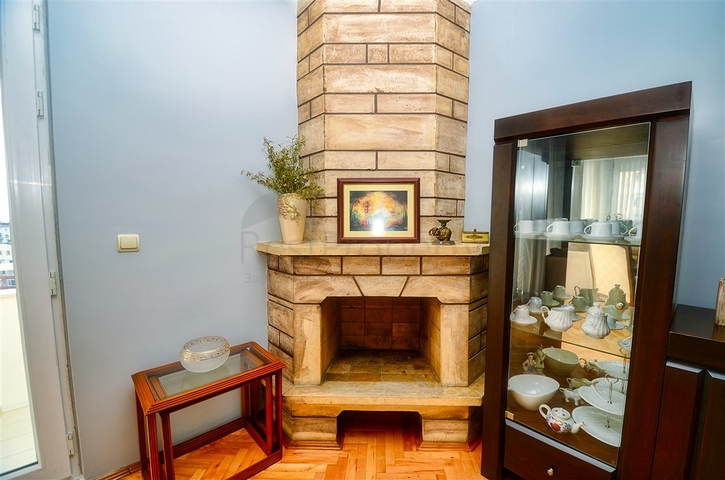 شقة دوبلكس 4 + 1 في وسط مدينة أنطاليا