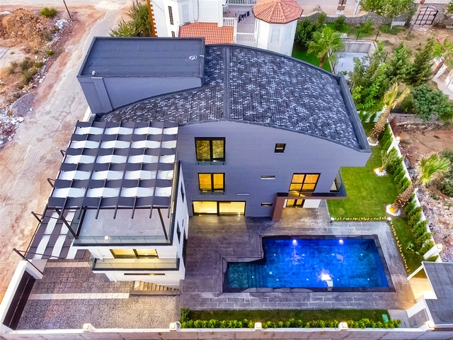 فيلا 6+1 في دوشيمالتي-منطقة أنطاليا 