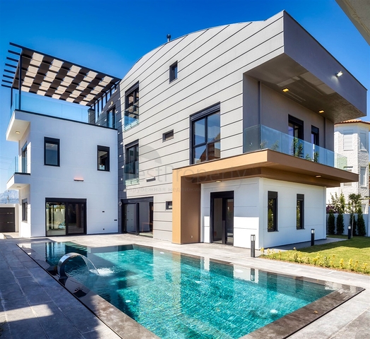 فيلا 6+1 في دوشيمالتي-منطقة أنطاليا 