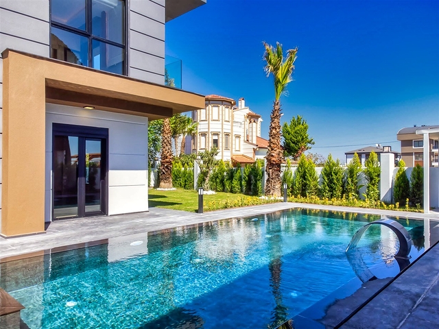 فيلا 6+1 في دوشيمالتي-منطقة أنطاليا 