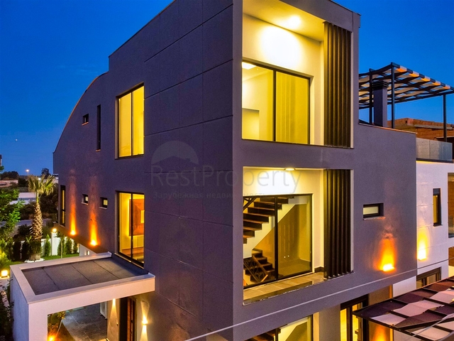 فيلا 6+1 في دوشيمالتي-منطقة أنطاليا 