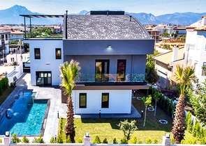 فيلا 6+1 في دوشيمالتي-منطقة أنطاليا 