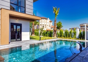 فيلا 6+1 في دوشيمالتي-منطقة أنطاليا 