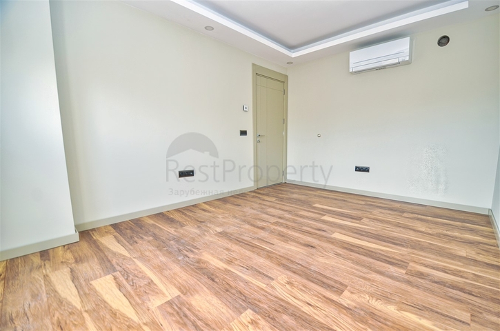 شقق 4+1 في كونيالتي-منطقة أنطاليا