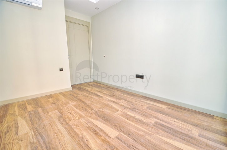 شقق 4+1 في كونيالتي-منطقة أنطاليا