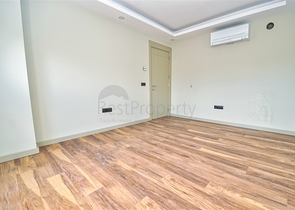 شقق 4+1 في كونيالتي-منطقة أنطاليا