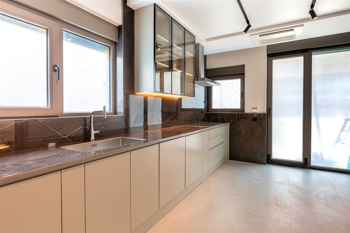 شقق 3+1 في منطقة أوندزالي-أنطاليا 