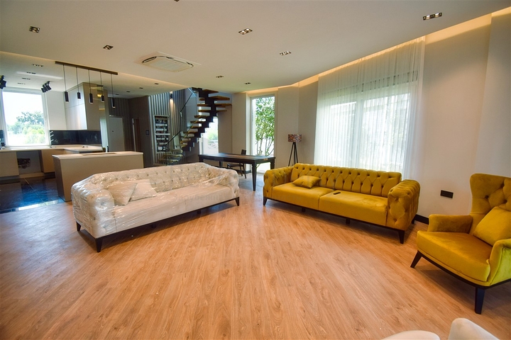 فلل 4 + 1 في جوزيلوبا - حي أنطاليا