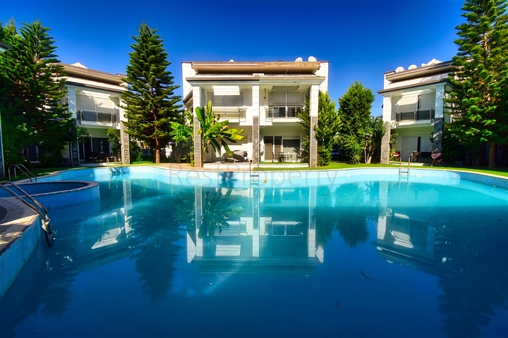 فلل 4 + 1 في جوزيلوبا - حي أنطاليا