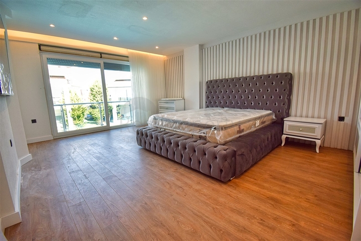 فلل 4 + 1 في جوزيلوبا - حي أنطاليا