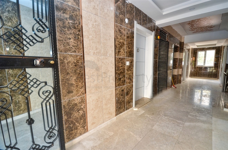 شقق بتصميم 2 + 1 في منطقة توروس - أنطاليا الصغيرة