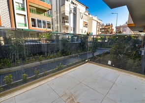 شقق بتصميم 2 + 1 في منطقة توروس - أنطاليا الصغيرة