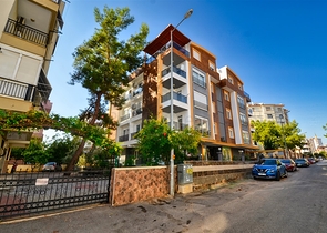 شقق بتصميم 2 + 1 في منطقة توروس - أنطاليا الصغيرة