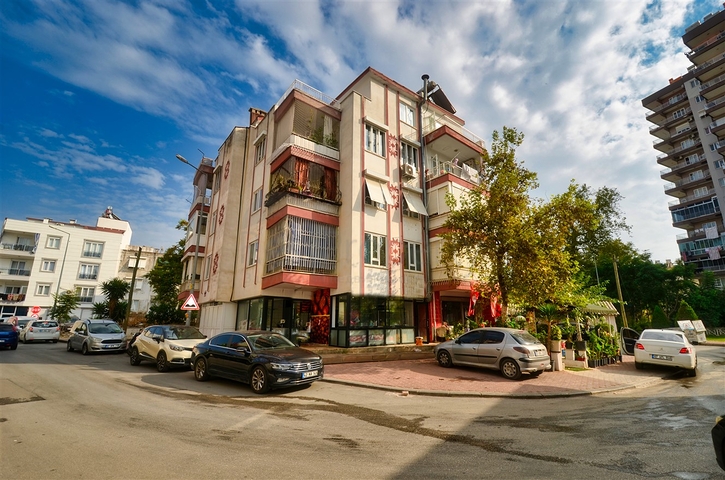 شقة دوبلكس 3 + 1 في حي تشيباشي - أنطاليا