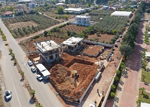 مشروع استثماري لفيلا 4 + 1 في منطقة دوشيميالتي-أنطاليا 